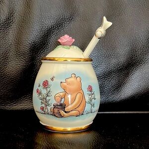Lenox Classic Pooh Porcelain Honey Pot with Dipper Vintage Like New Disney